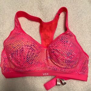 Victoria’s Secret sports bra barely worn